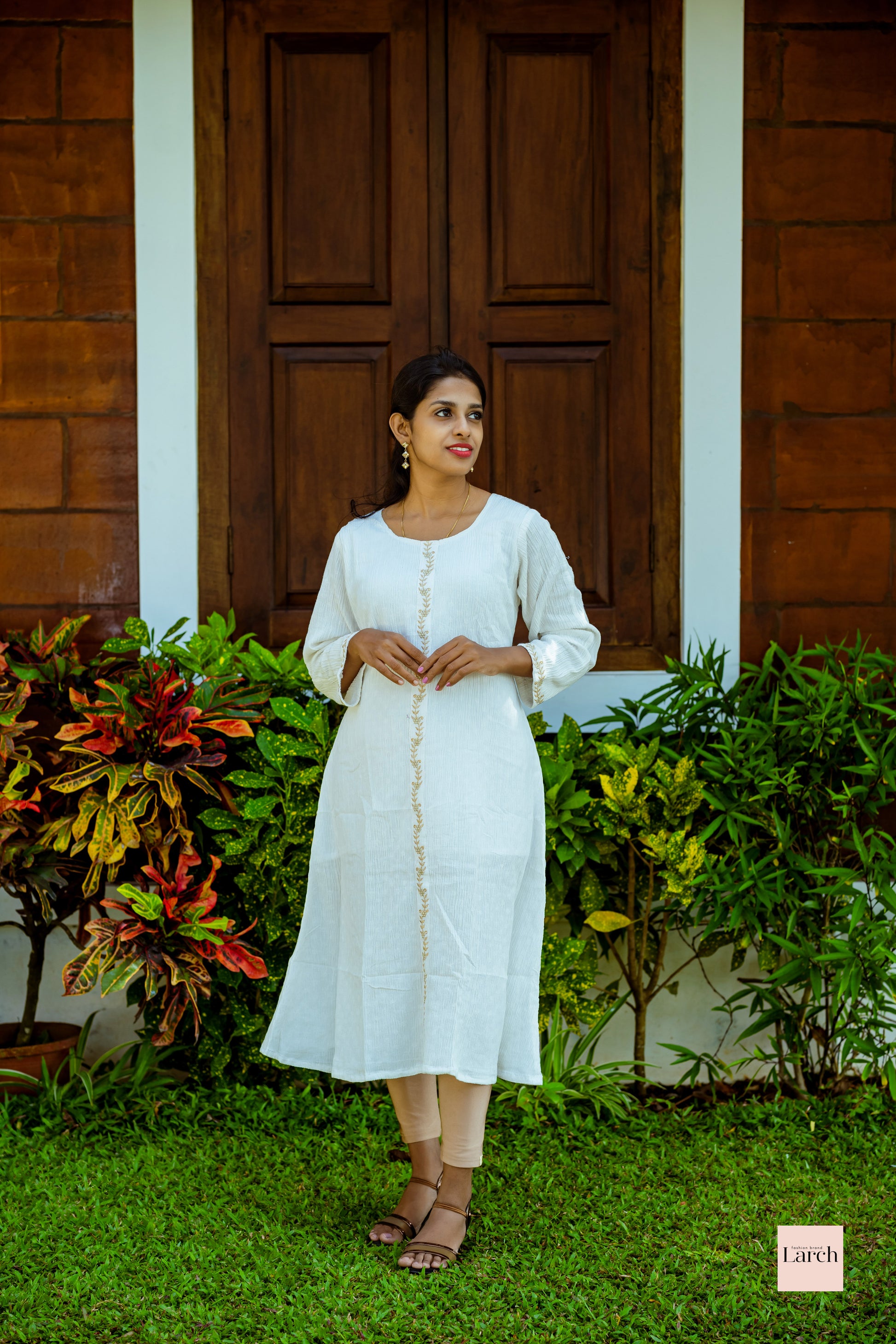 Cotton Aline Womens White Kurta | Larch Fashion Brand