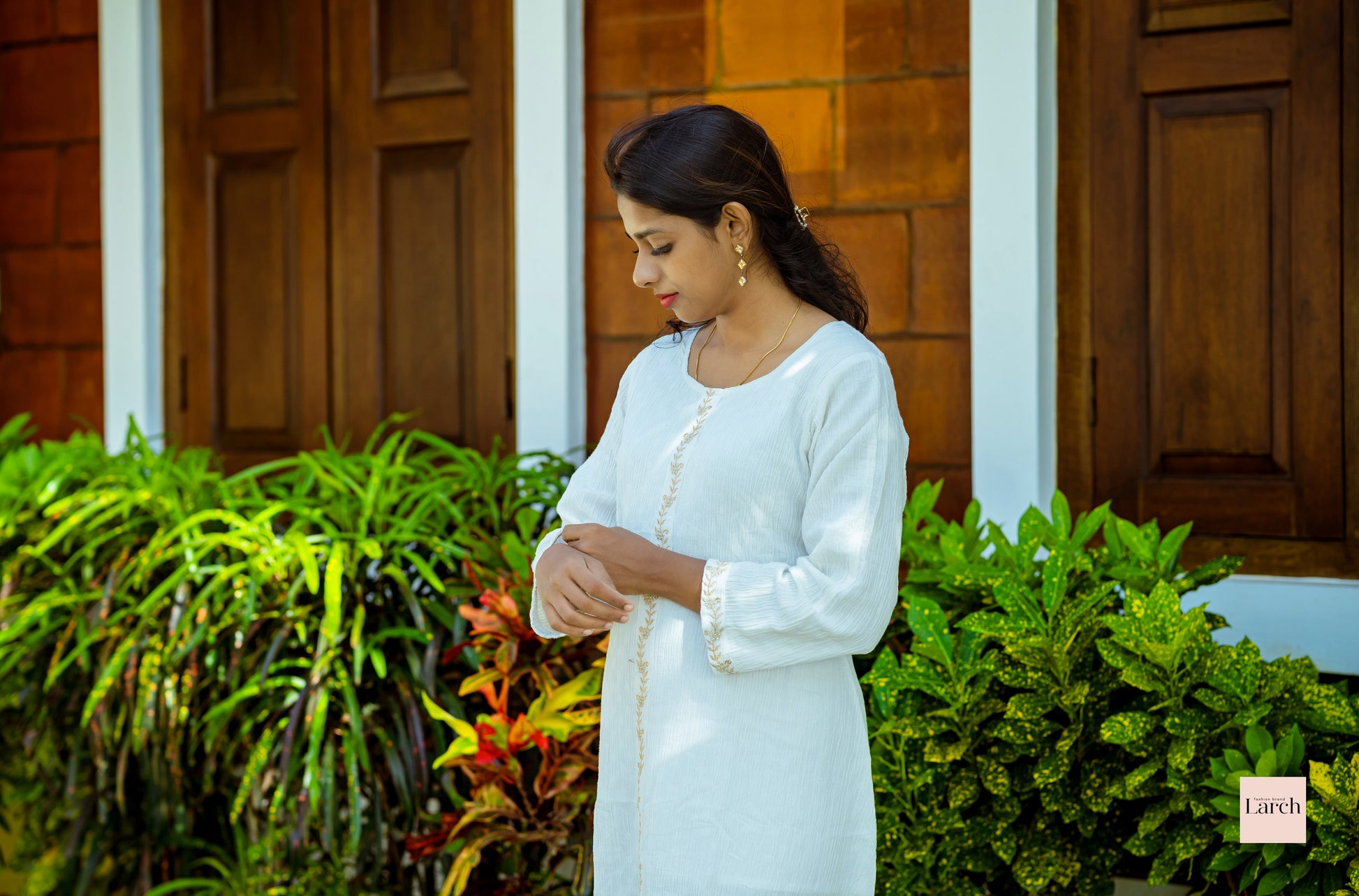 Cotton Aline White Womens Kurta | Larch Fashion Brand